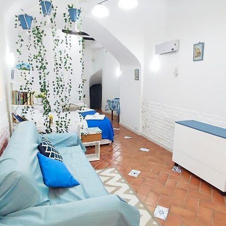 شقة Loft Monteoliveto By Napulitandream نابولي المظهر الخارجي الصورة