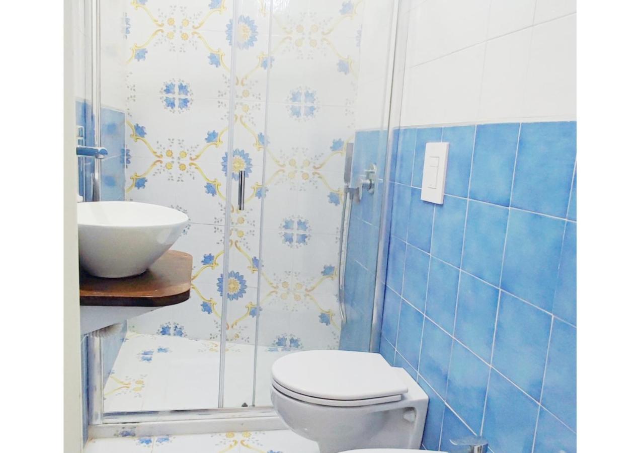 شقة Loft Monteoliveto By Napulitandream نابولي المظهر الخارجي الصورة
