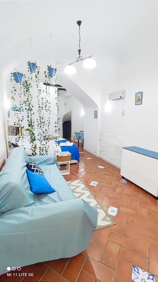 شقة Loft Monteoliveto By Napulitandream نابولي المظهر الخارجي الصورة