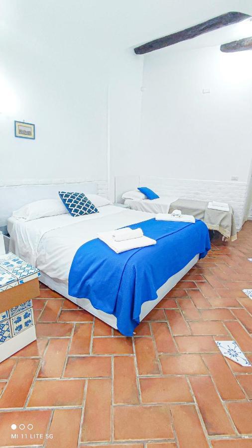 شقة Loft Monteoliveto By Napulitandream نابولي المظهر الخارجي الصورة